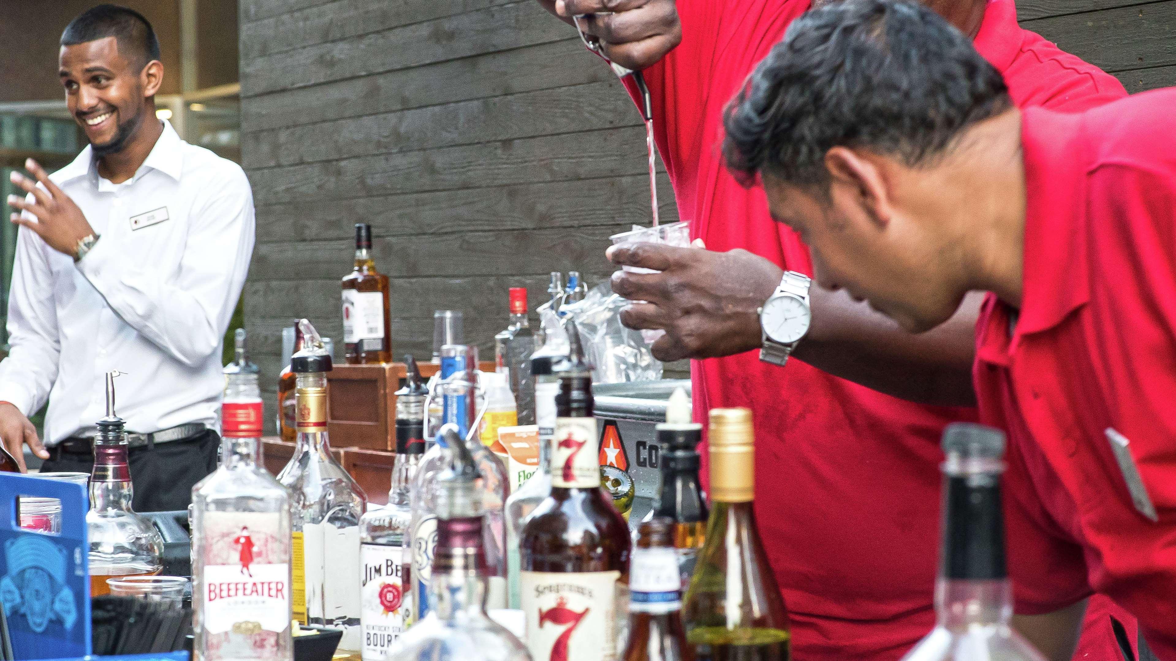 纳什维尔市区希尔顿逸林酒店 外观 照片